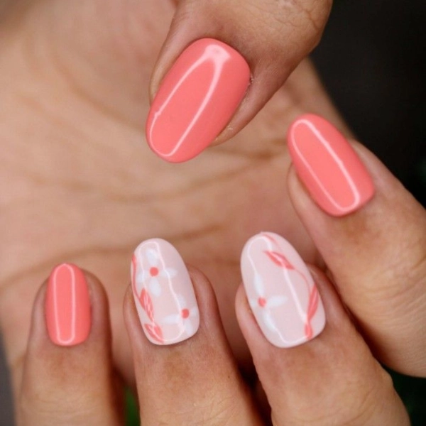 Short-Pink-Simple-Summer-Nails-Coral