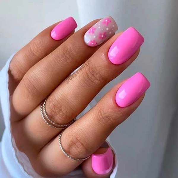 Short-Pink-Simple-Summer-Nails-Hot