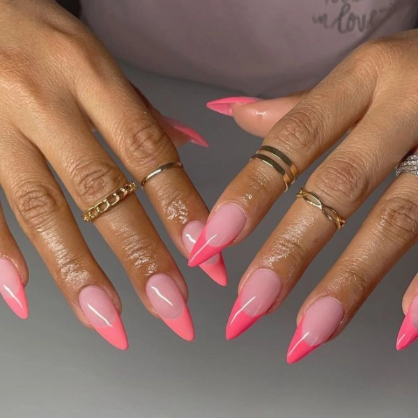 Short-Pink-Simple-Summer-Nails-Stiletto