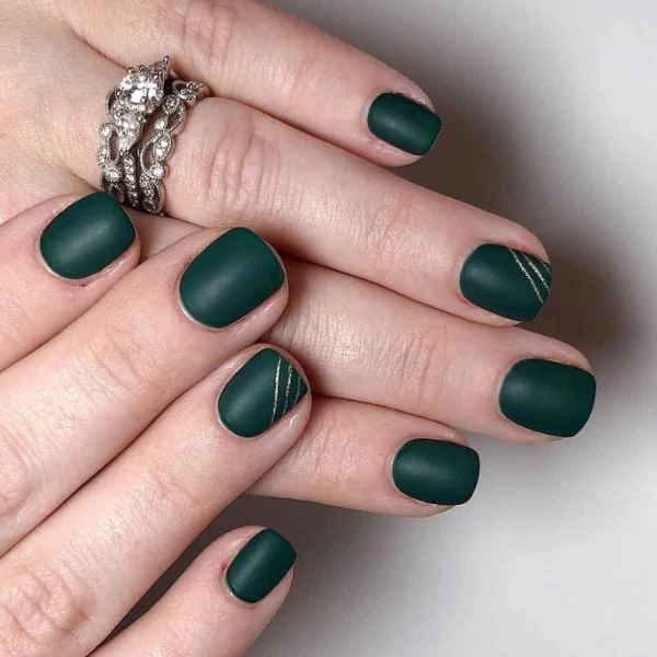 Short-Square-Fall-Nails-Forest-Green-Delight