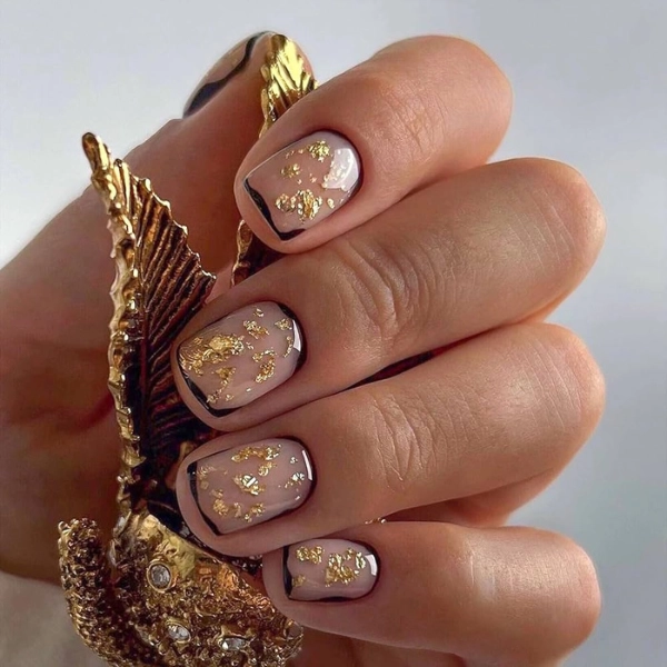 Short-Square-Fall-Nails-Golden-Foil