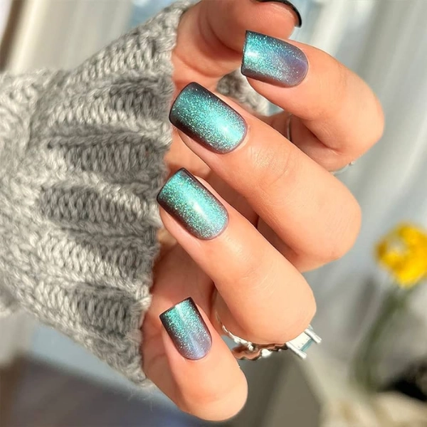 Short-Square-Fall-Nails-Mint-Glitter-Gradient