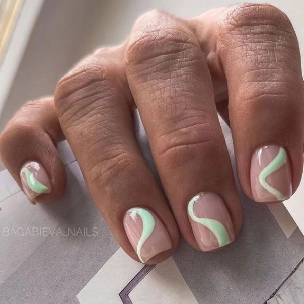 Short-Square-Fall-Nails-Mint-Swirls