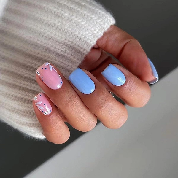 Short-Square-Pink-Nails-Blue