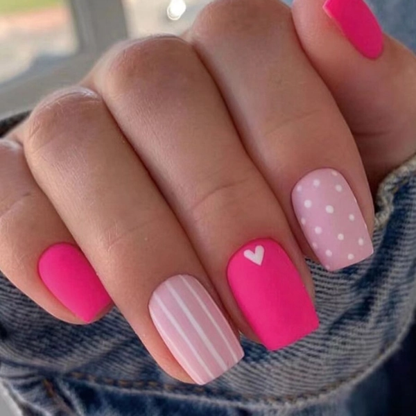 Short-Square-Pink-Nails-Stripes