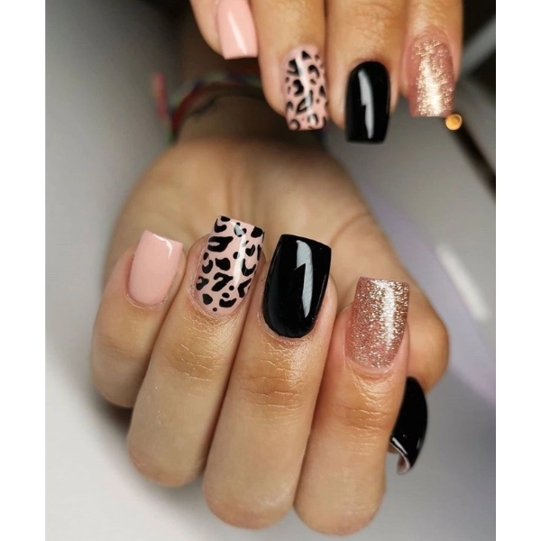 Short-autumn-fall-nails-Animal-Prints