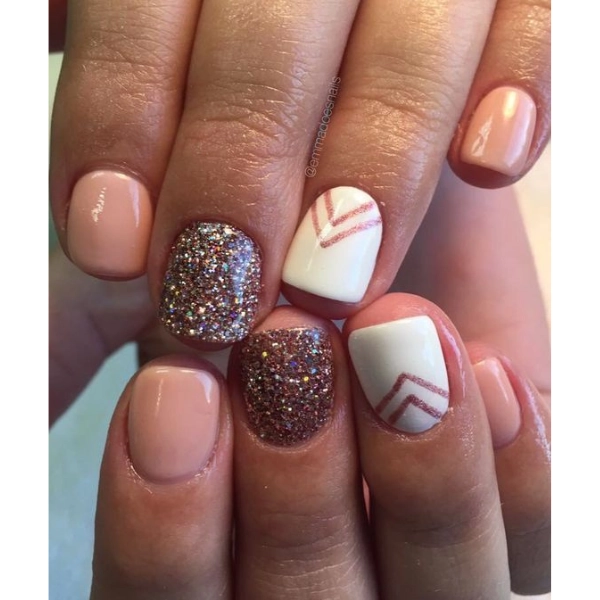 Short-autumn-fall-nails-Chevron-Patterns