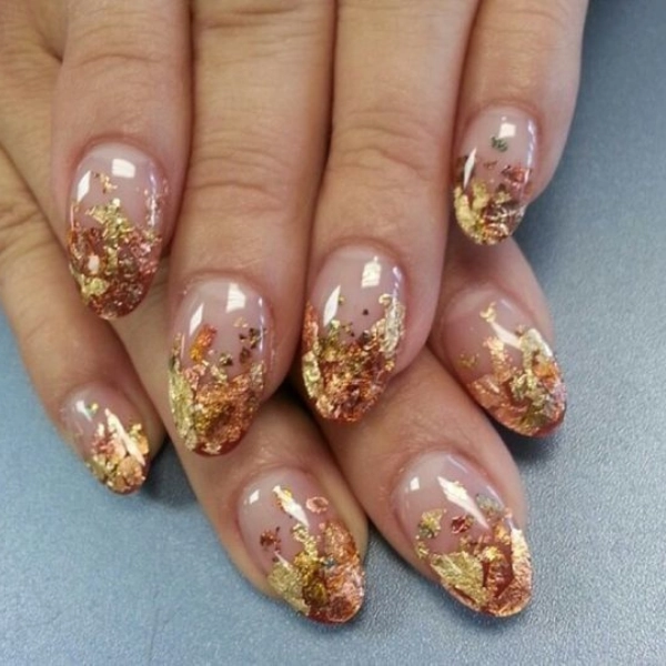 Short-autumn-fall-nails-Gold-Foil