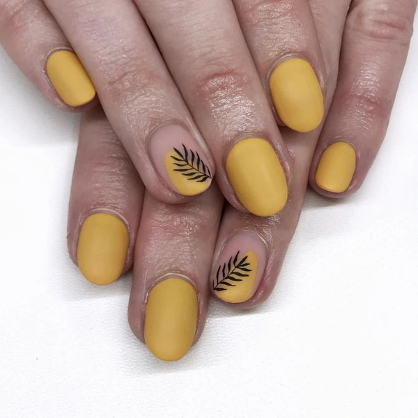 Short-autumn-fall-nails-Mustard-Yellow