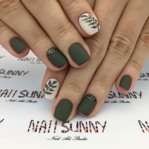 Short-autumn-fall-nails-Olive-Green