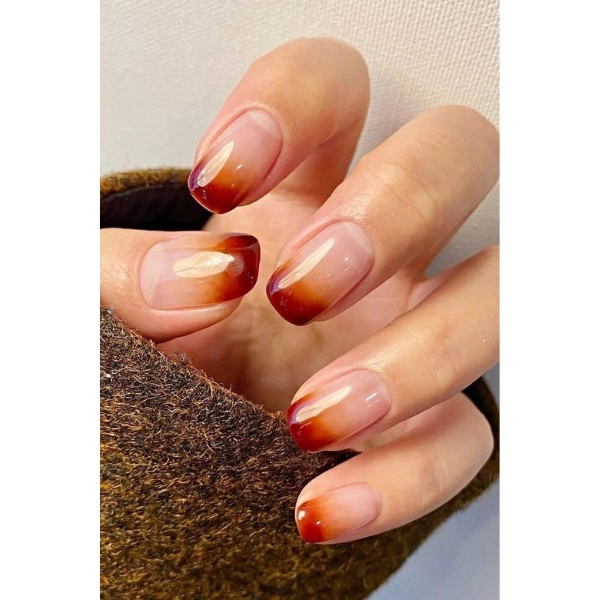 Short-autumn-fall-nails-Subtle-Ombre