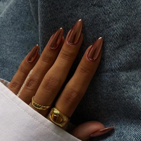 Simple-Autumn-Fall-Nails-Mocha-Brown