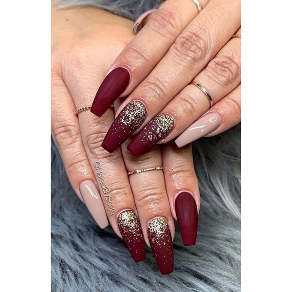 Stunning-Fall-Nail-Designs-Dark-Maroon