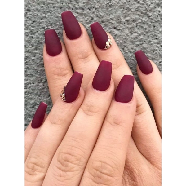 Stunning-Fall-Nail-Designs-Matte-Burgundy