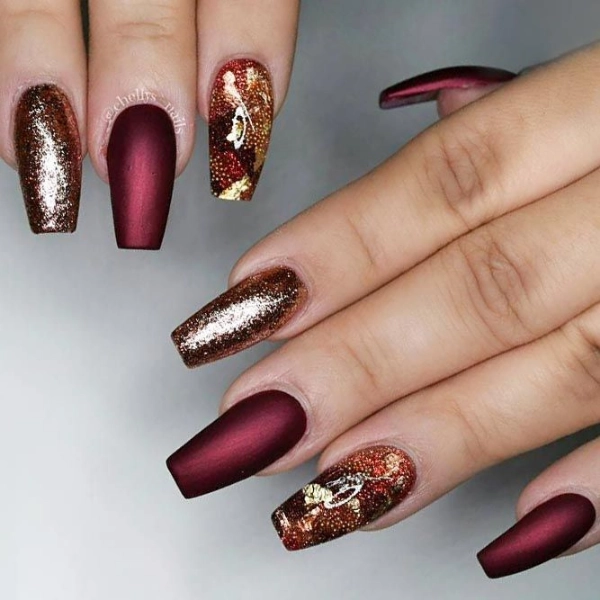 Stunning-Fall-Nail-Designs-Metallic-Burgundy