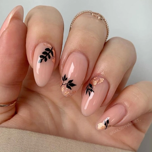 almond-fall-nails-Copper-Leaf-Details