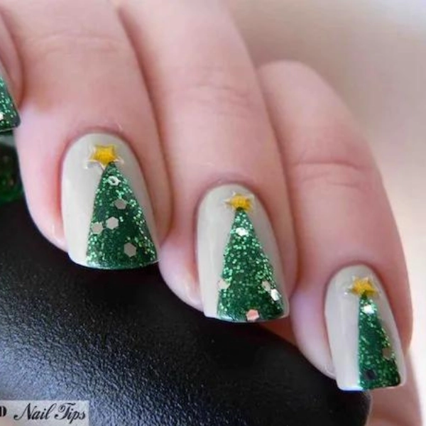 christmas-nails-Christmas-Tree