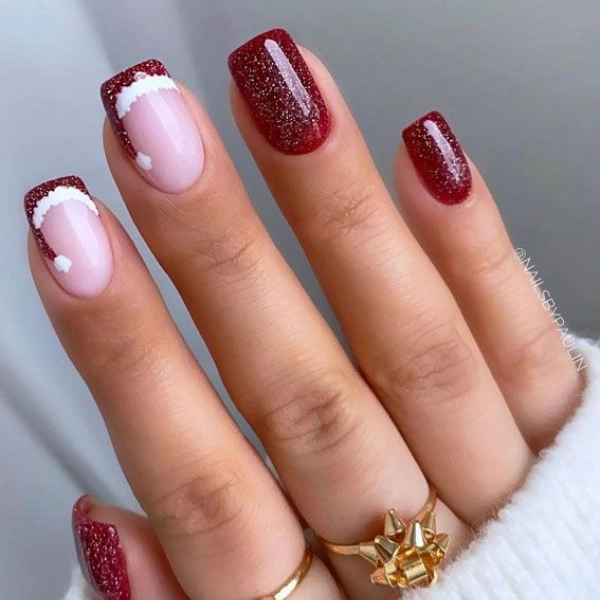 christmas-nails-Santa-Hat-Tips