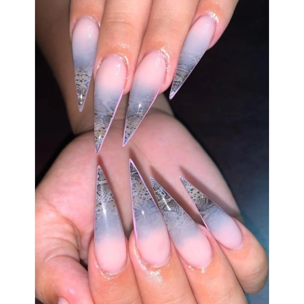 dope-nail-Almond-Ombre-Effect