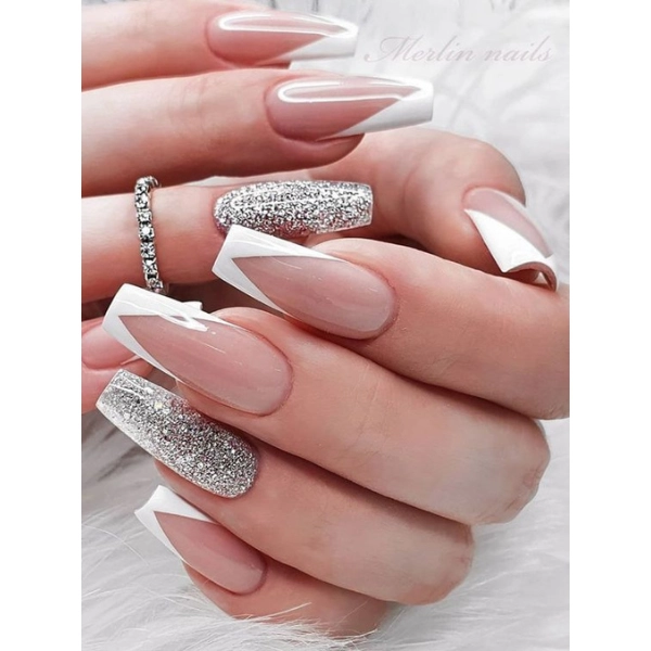 dope-nail-classic-French-Manicure-Twist