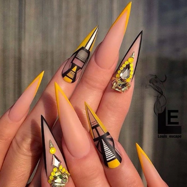 dope-nail-classic-Geometric-Shapes