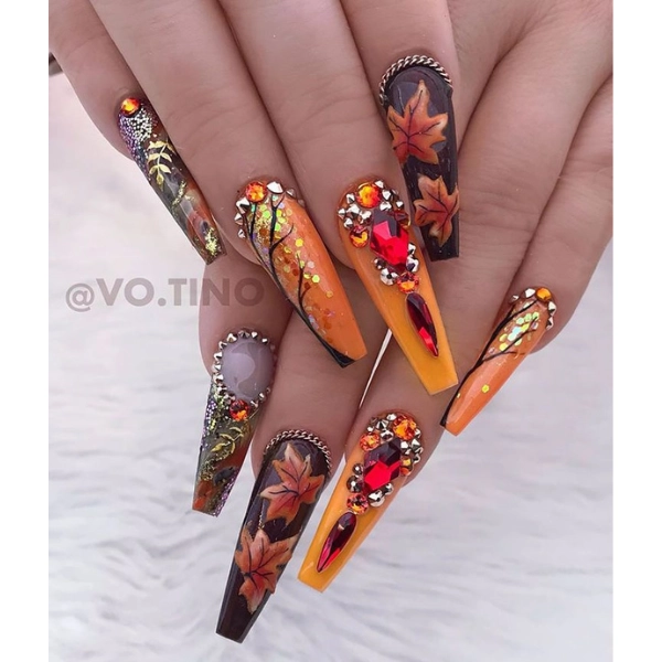 dope-nail-fall-Dark-Floral