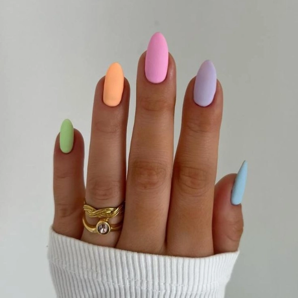 dope-nails-short-acrylic-Pastel-Hues