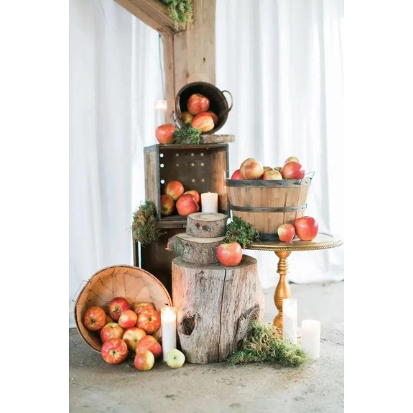 fall-decoration-Apple-Decor