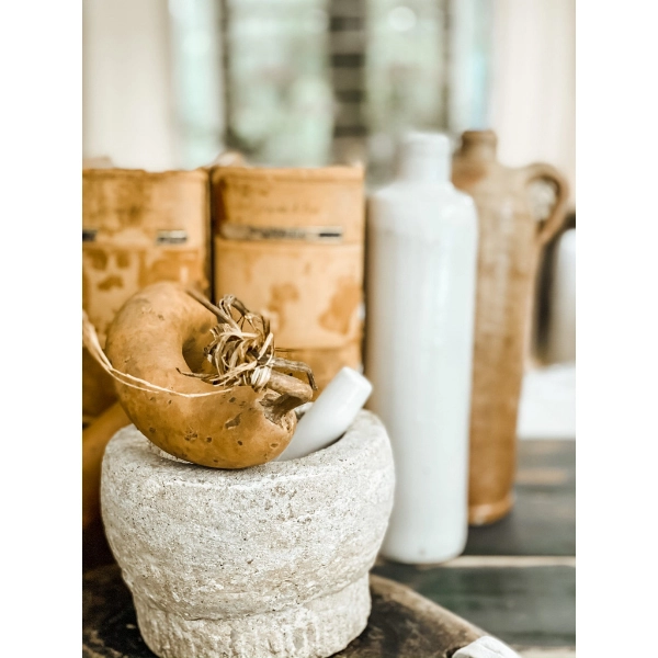 fall-decoration-Earthy-Pottery