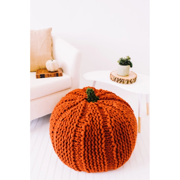 fall-decoration-Knit-Poufs