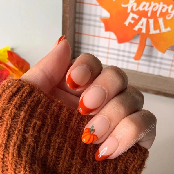 fall-nail-design-Pumpkin-Patch