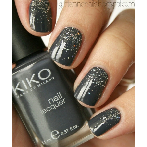 fall-nail-gel-Charcoal-Gray