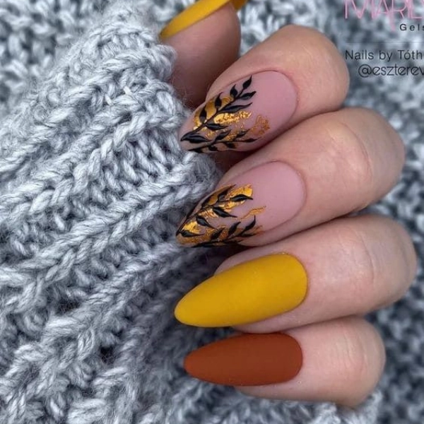 fall-nail-gel-Mustard-Magic