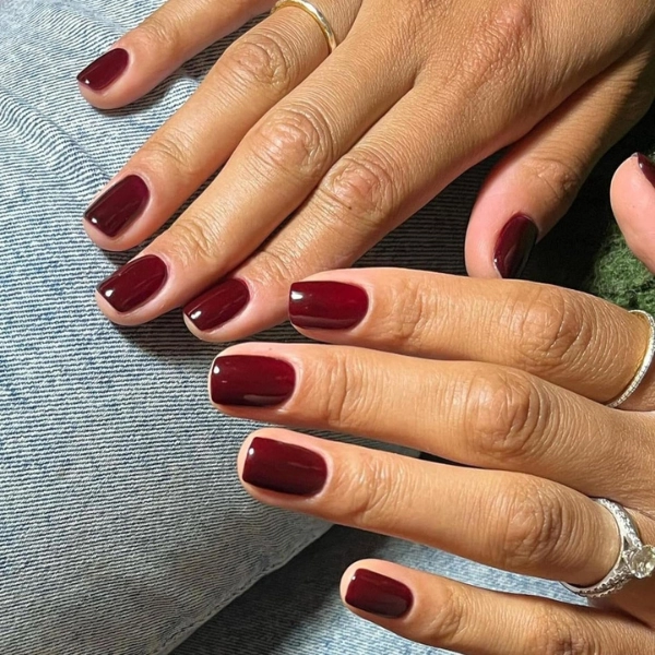 fall-nail-gel-Wine-Red