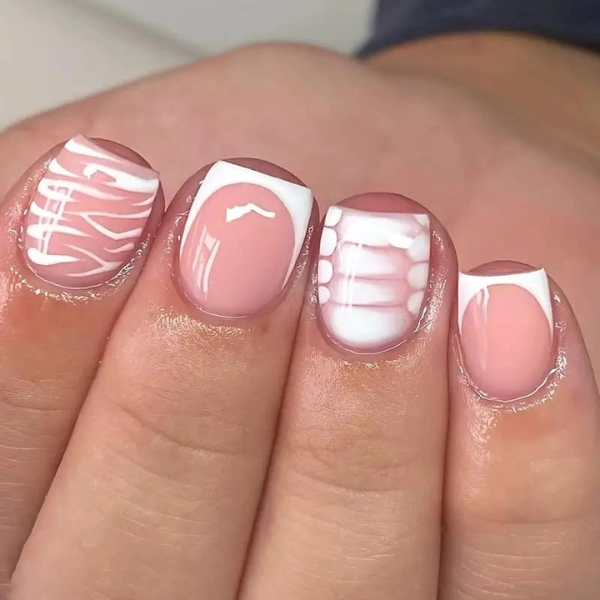 french-tip-nails-short-Patterns