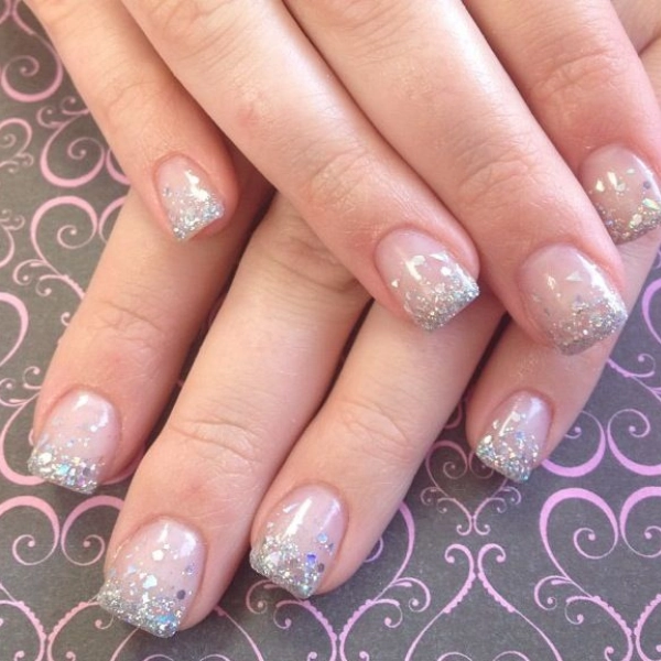 french-tip-nails-short-square-Glitter-Accents