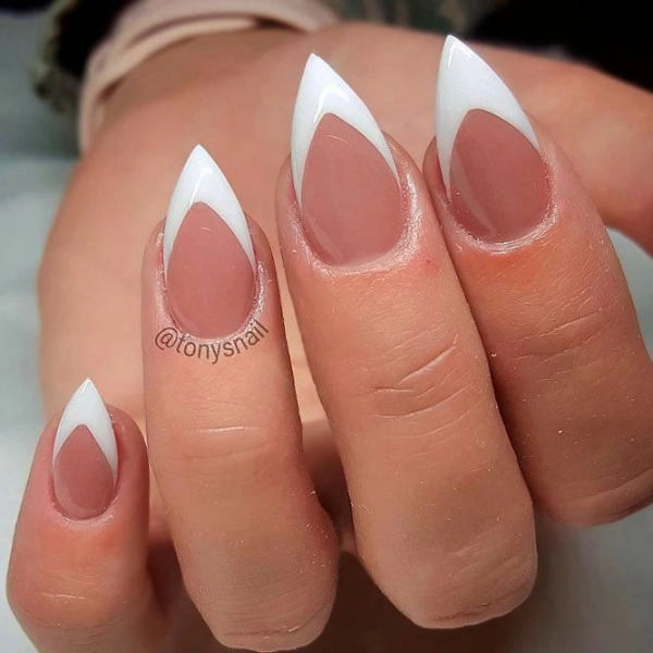 french-tip-nails-short-square-Stiletto