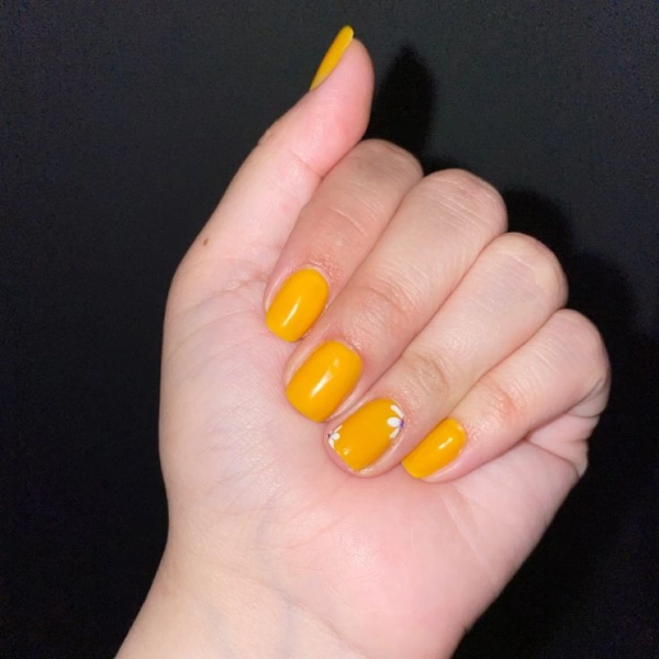 simple-fall-nails-Marigold-Mania