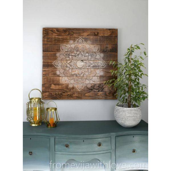 . Pallet Wood Wall Art