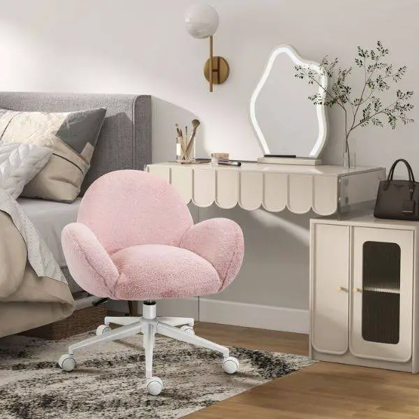 . Pink Desk Chair