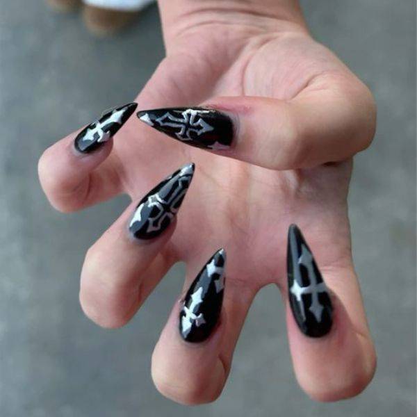 Gothic Black Nails