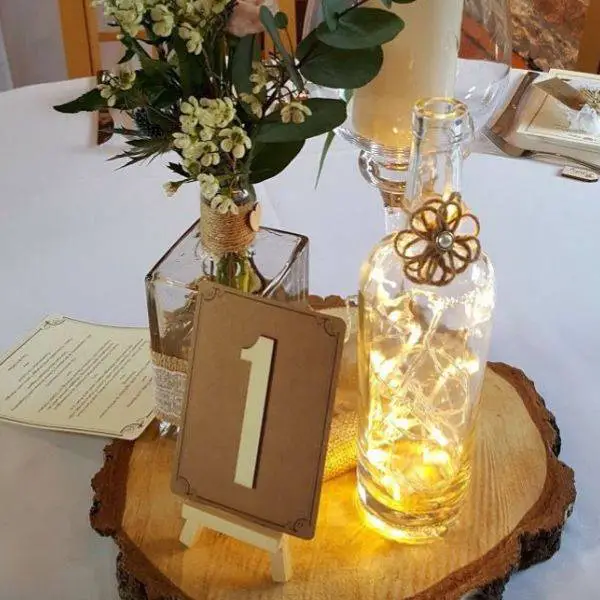  Log Slices with Candle and Flower Arrangements