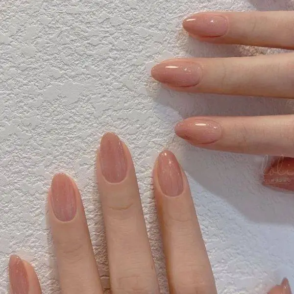  Subtle Nude