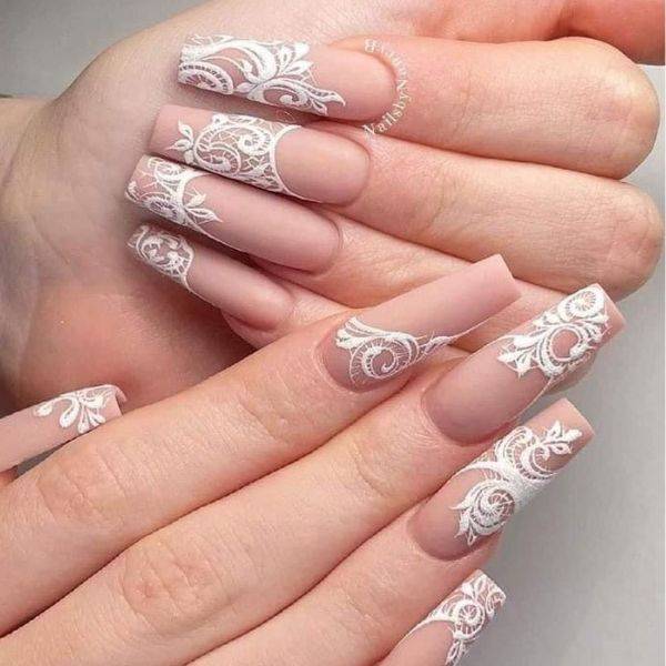  Lace Overlay