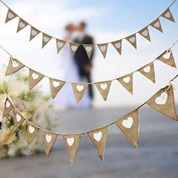  DIY Burlap Bunting