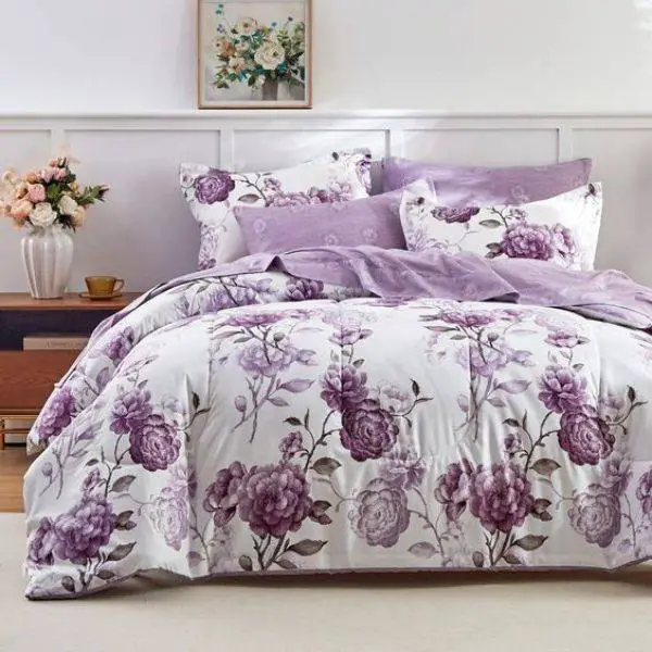 Wisteria Bedspread