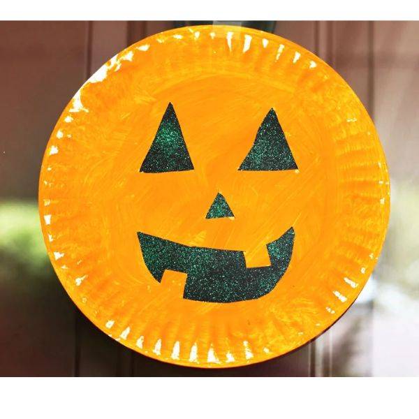  Paper Plate Pumpkin