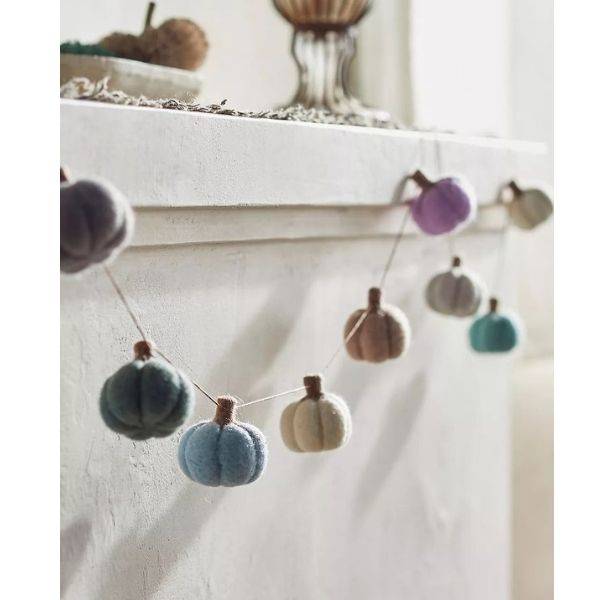  Felt Pumpkin Garland