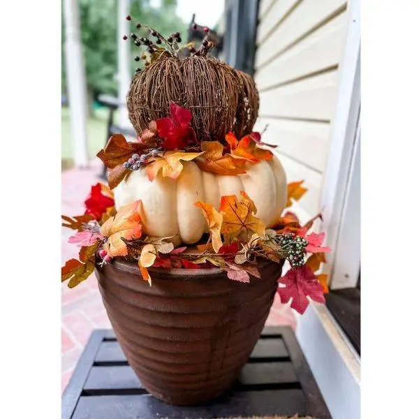 DIY Pumpkin Topiary