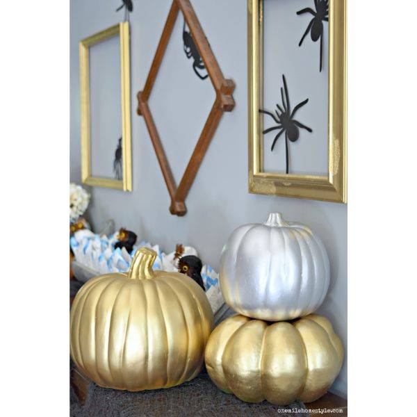 Pumpkins with Metallic Accents